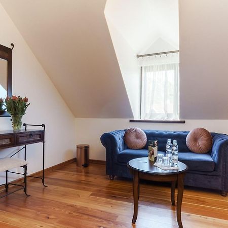 Apartamenty W Dworku Cheval 克拉科夫 外观 照片