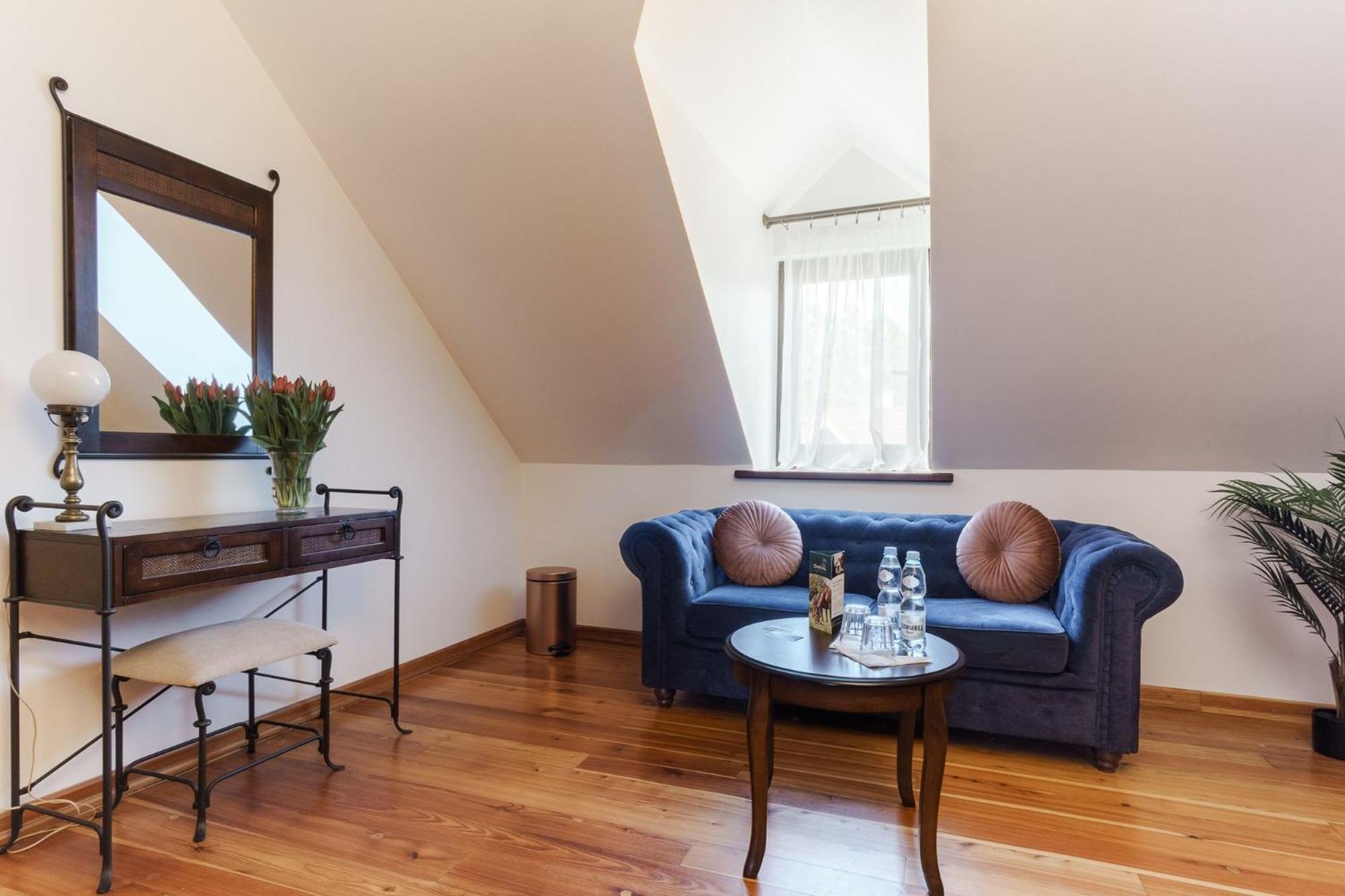 Apartamenty W Dworku Cheval 克拉科夫 外观 照片